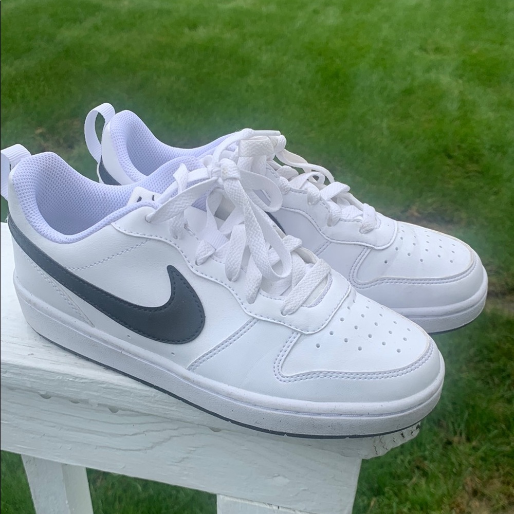 Nike Classic White and Black Sneakers